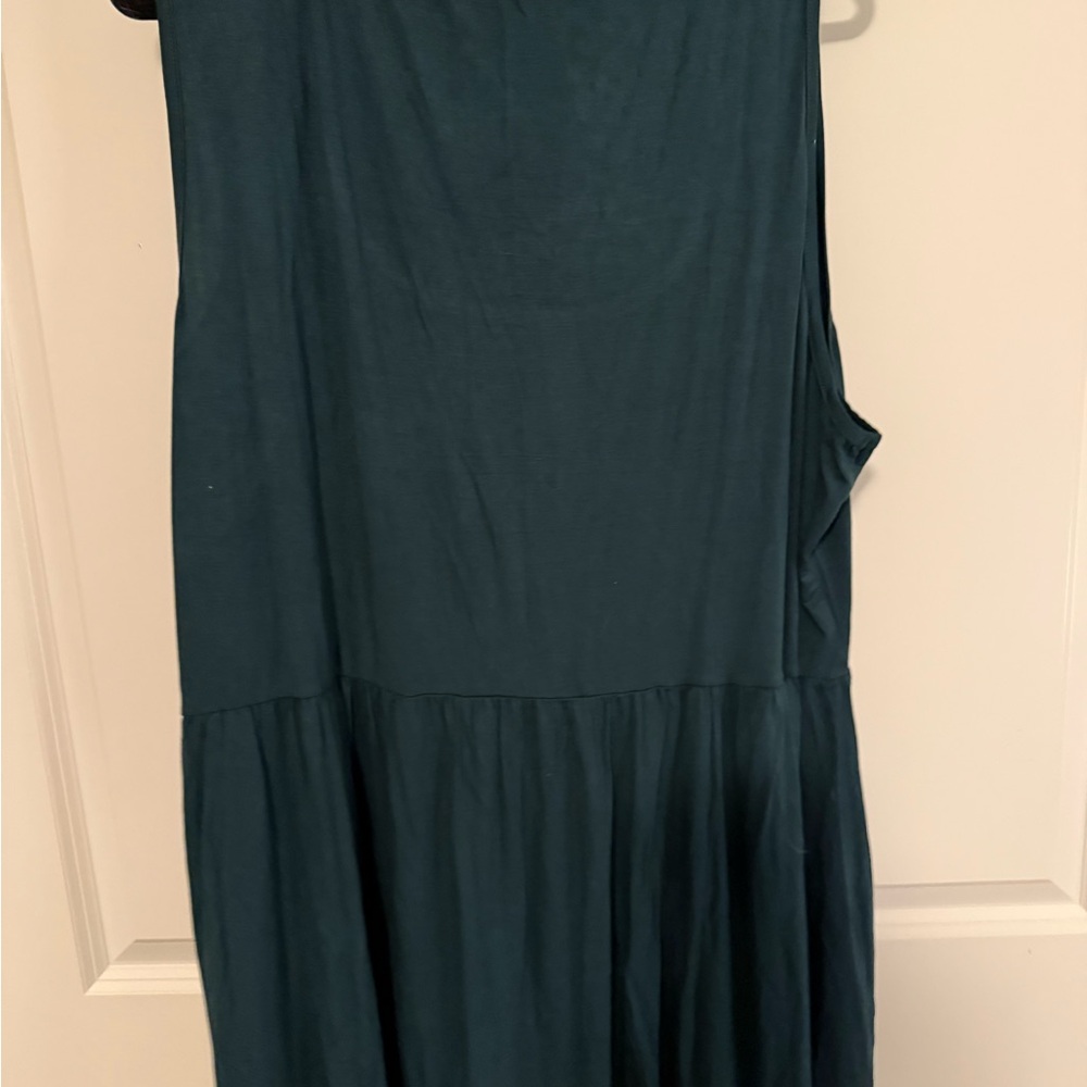 BloomChic Deep Green Button-Front Tank - Picture 4 of 4